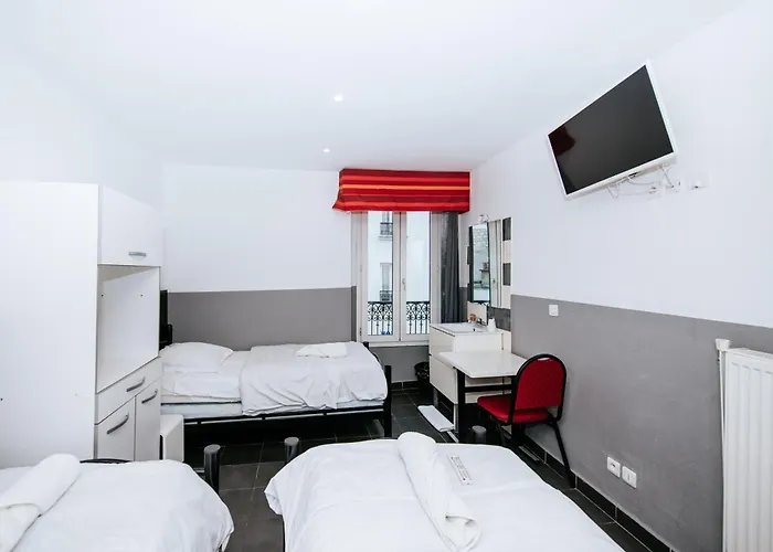 Hotel De La Poste 3*