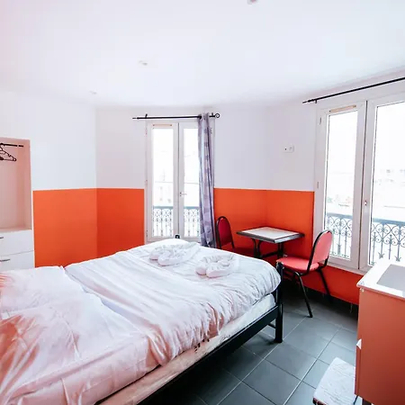 מלון De La Poste פריז