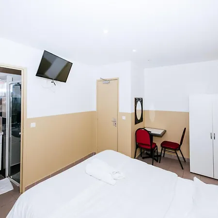 De La Poste 3* פריז