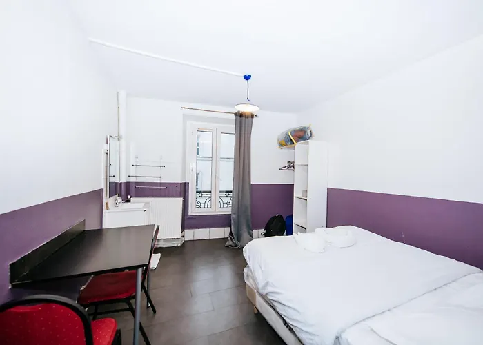 Hotell De La Poste 3*