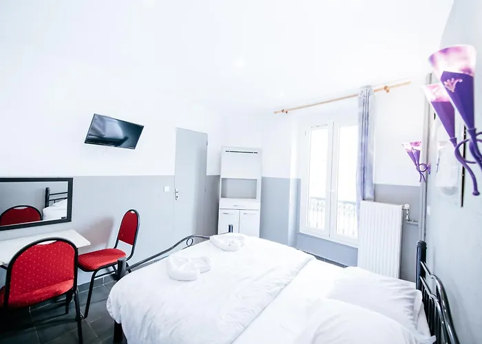 Hotel De La Poste Paris