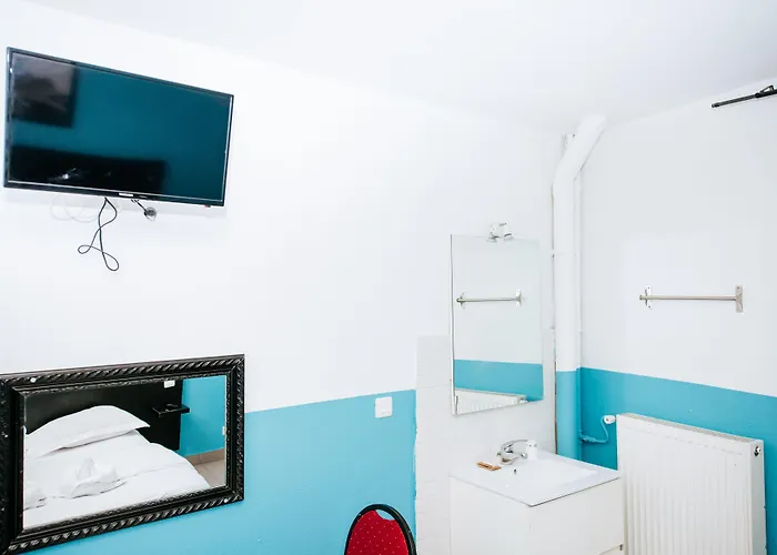 Hotel De La Poste 3*