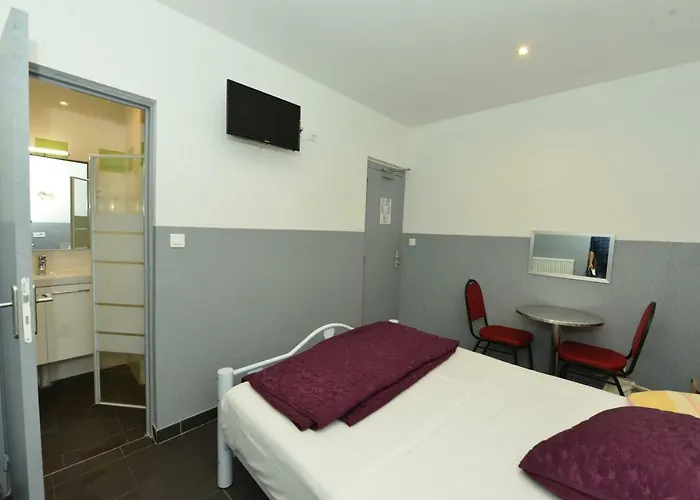 De La Poste 3* Paris