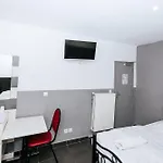 De La Poste 3*